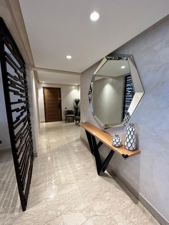 Incantevole Luxury Apprt Nel Cuore Di Casablanca Luaran gambar
